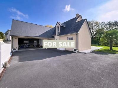 Detached House by the Golf Course