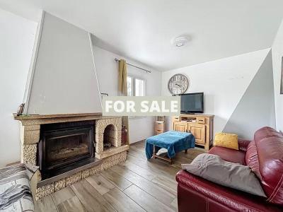 Detached House with Garden by the Coast