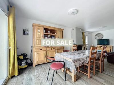 Detached House with Garden by the Coast