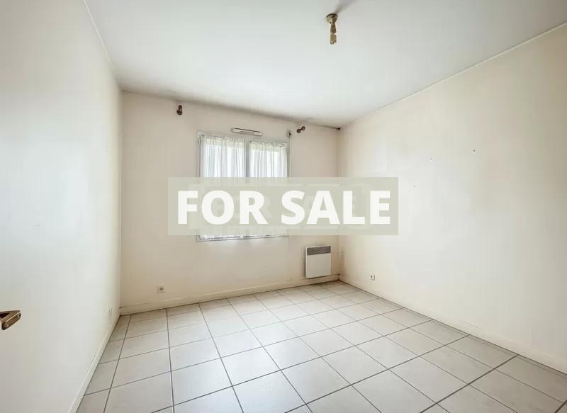 Detached Country House with Open Views