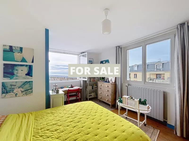 Coastal House with Garden and Sea View