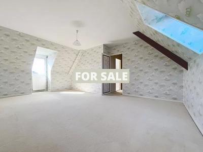 Detached House Only 500m From the Beach