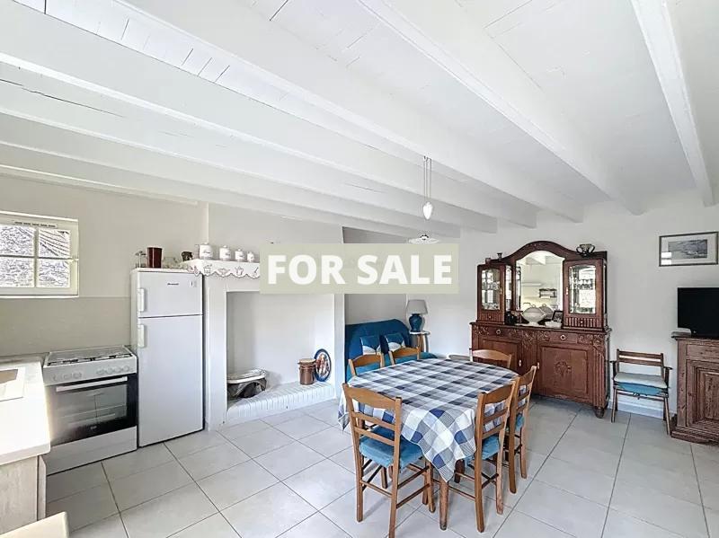 Charming Country House with Garden