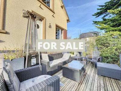 Detached House with Garden by the Coast