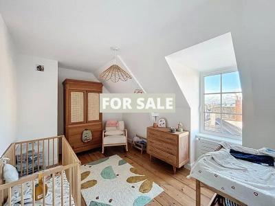 Detached House with Garden by the Coast