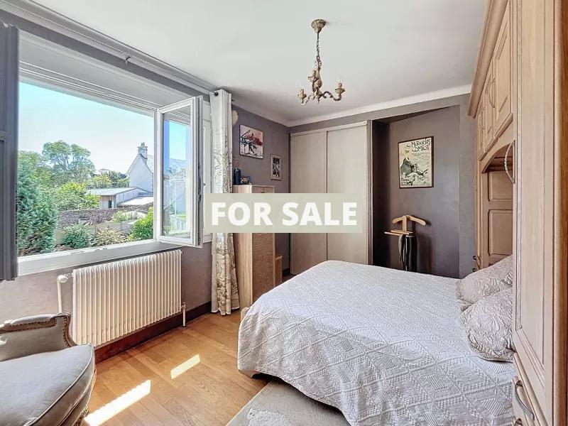 Contemporary Detached House in Coastal Location