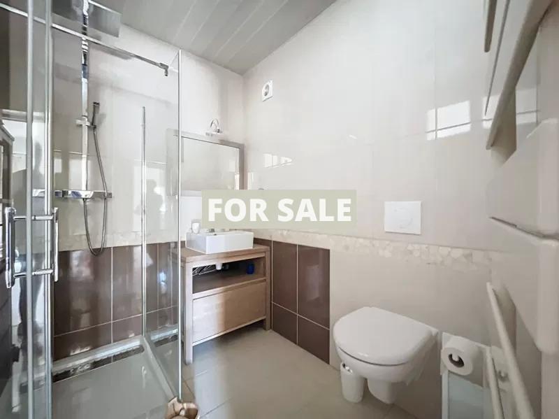 Contemporary Detached House in Coastal Location