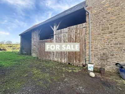 Detached Country House with Outbuildings