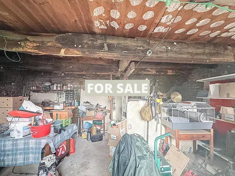 Detached Country House with Outbuildings