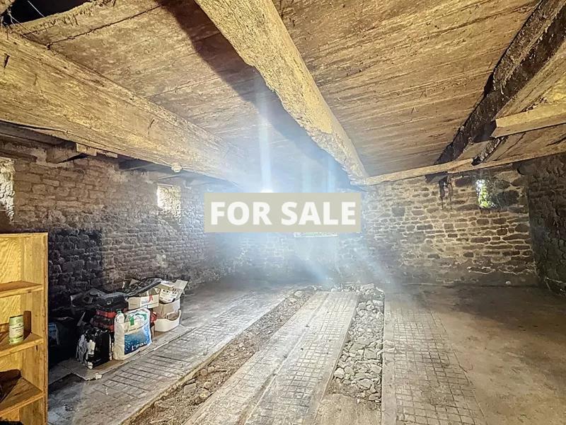 Detached Country House with Outbuildings