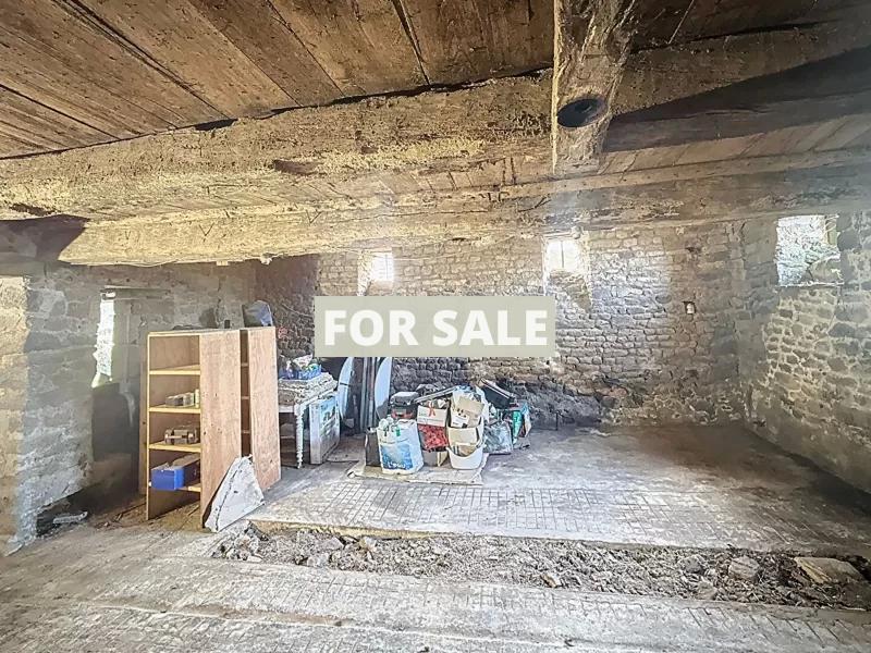 Detached Country House with Outbuildings