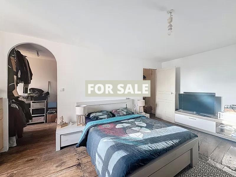 Detached Country House with Outbuildings