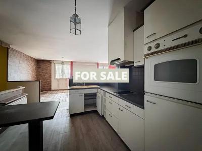 Single Storey Villa With Garden