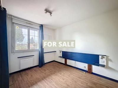 Single Storey Villa With Garden