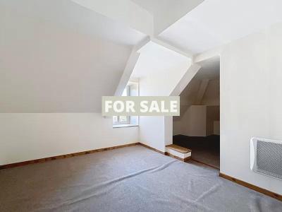 Village House in Good Condition