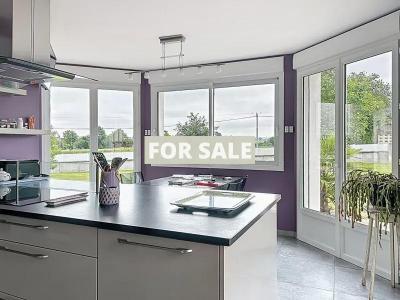 Detached Country House With Open Views and Outbuildings