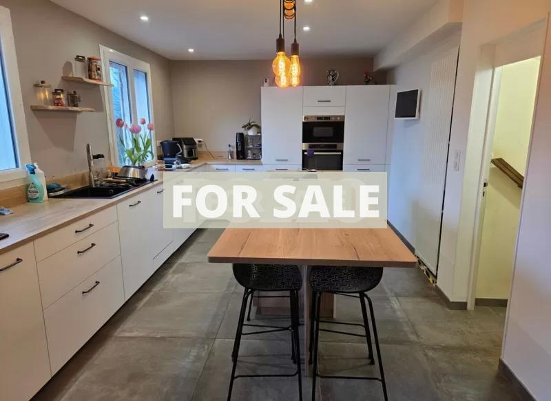 Detached Country House with Outbuildings