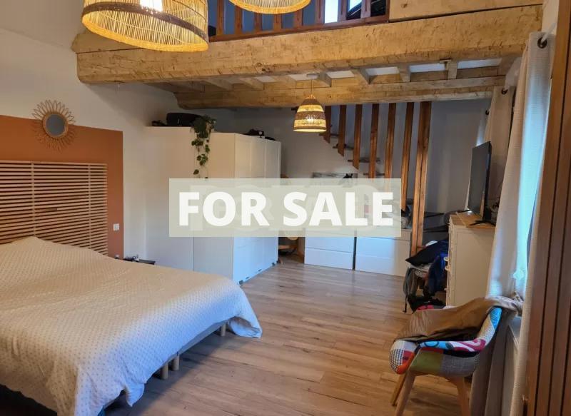 Detached Country House with Outbuildings