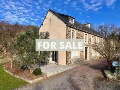 Detached House with Open View of Mont-Saint-Michel