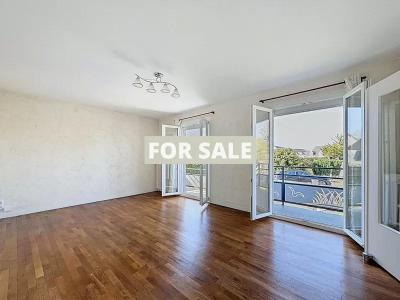 Detached House with Garden in Coastal Resort