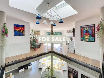 Contemporary Detached House