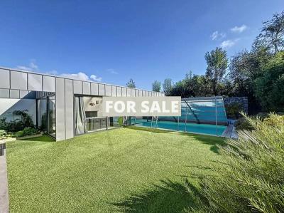 Contemporary Detached House