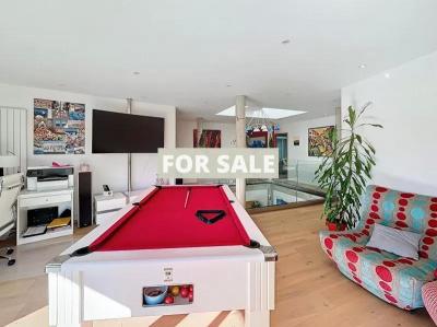 Contemporary Detached House