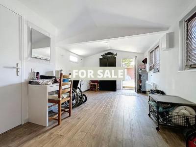 Property in Coastal Location, Nice Family Home