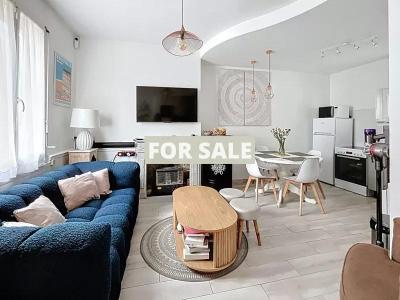 Coastal Town House in Good Order