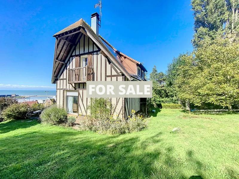 Detached Character Property with Open Sea Views