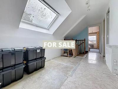 Detached House with Garden by the Coast