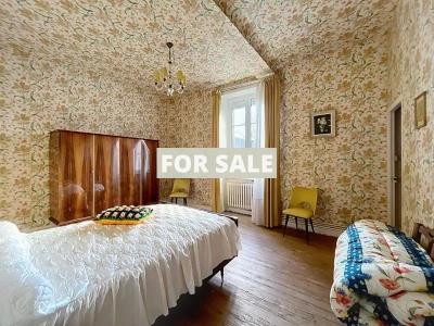 Former Farm Complex with Huge Potential