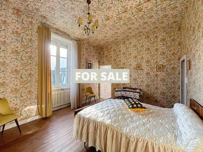 Former Farm Complex with Huge Potential