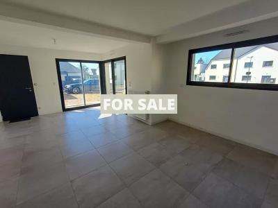 New Build Detached House with Garage