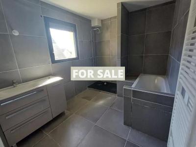 New Build Detached House with Garage