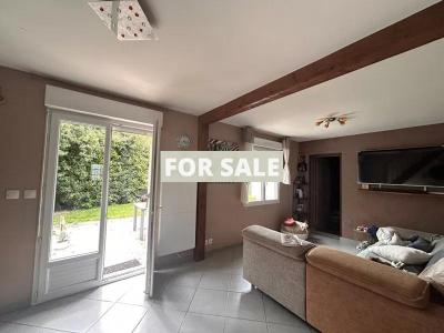 Contemporary Detached House with Garden
