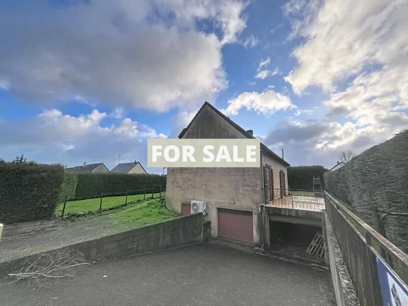 Detached House with Landscaped Garden