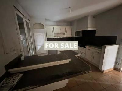 Detached House with Landscaped Garden