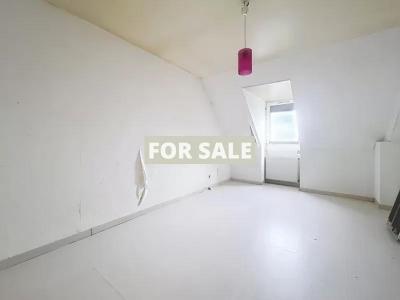 Detached House with Landscaped Garden