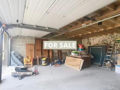 Detached Country House with Outbuilding