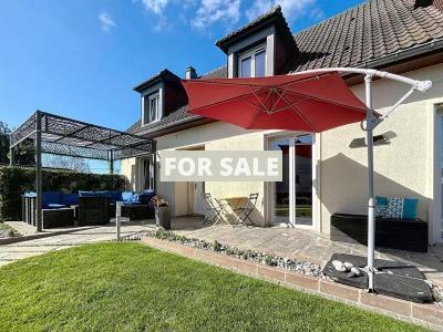 Detached House with Garden