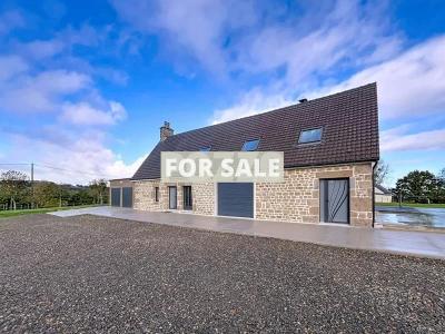 Fully Renovated Detached House with Garden