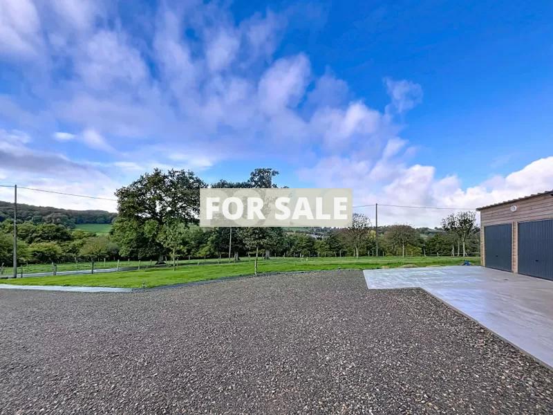 Fully Renovated Detached House with Garden