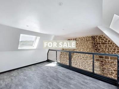 Fully Renovated Detached House with Garden