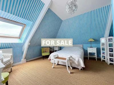 Detached House with Lovely Garden