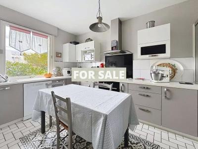 Detached House with Lovely Garden