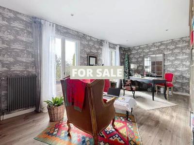 Detached House with Lovely Garden