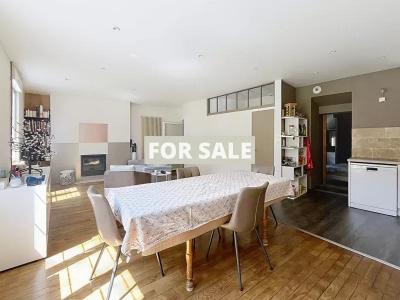 Town House in Fantastic Condition