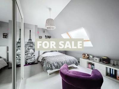 Detached House with Lovely Garden