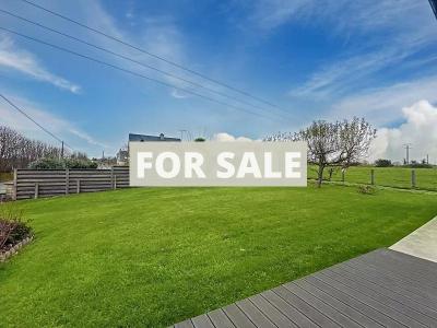 Detached House with Lovely Garden